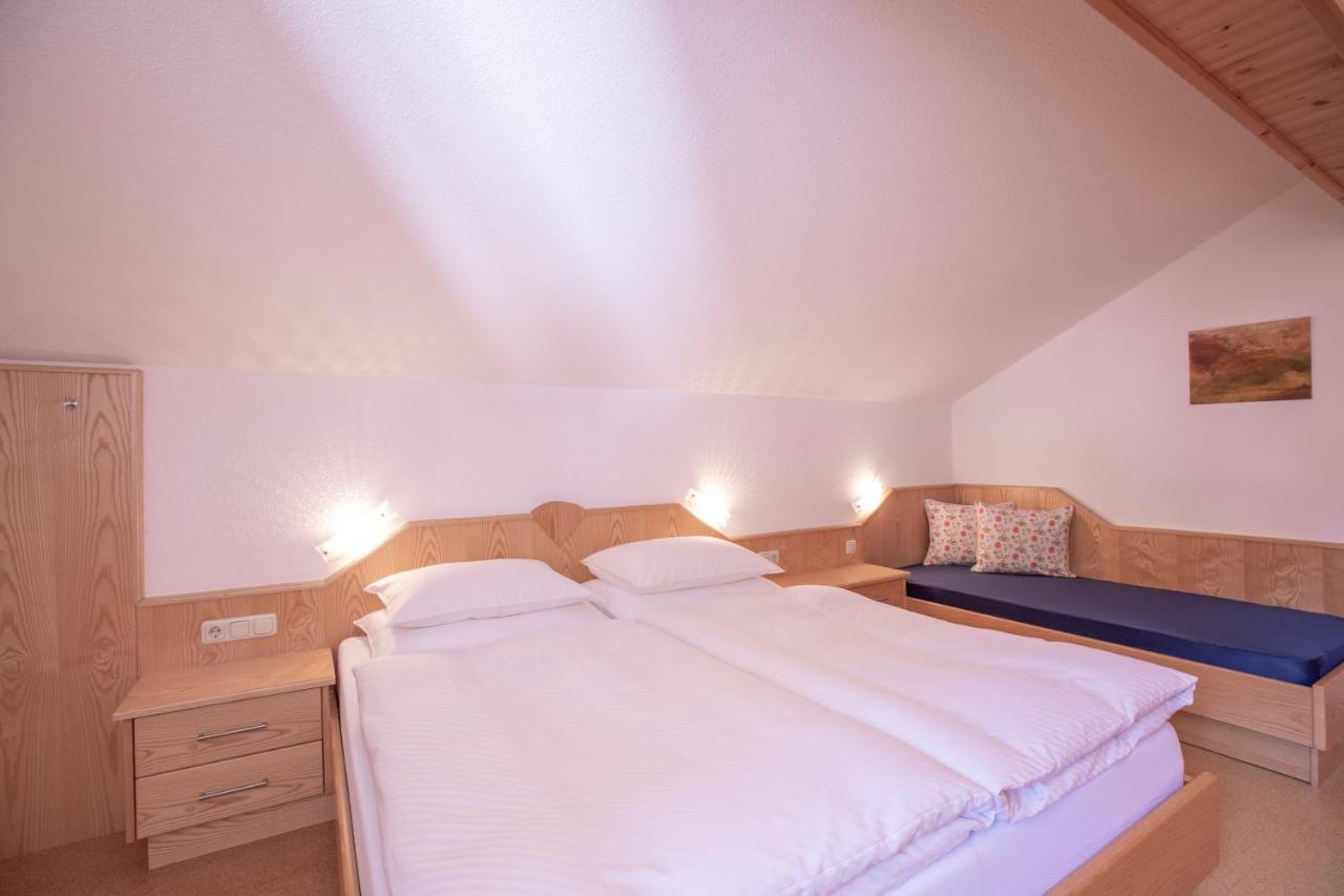 Haus Praxmarer Lägenhet Sankt Anton am Arlberg Exteriör bild